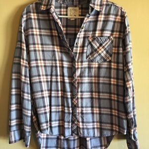 Women’s LA Heart Plaid Button-Up